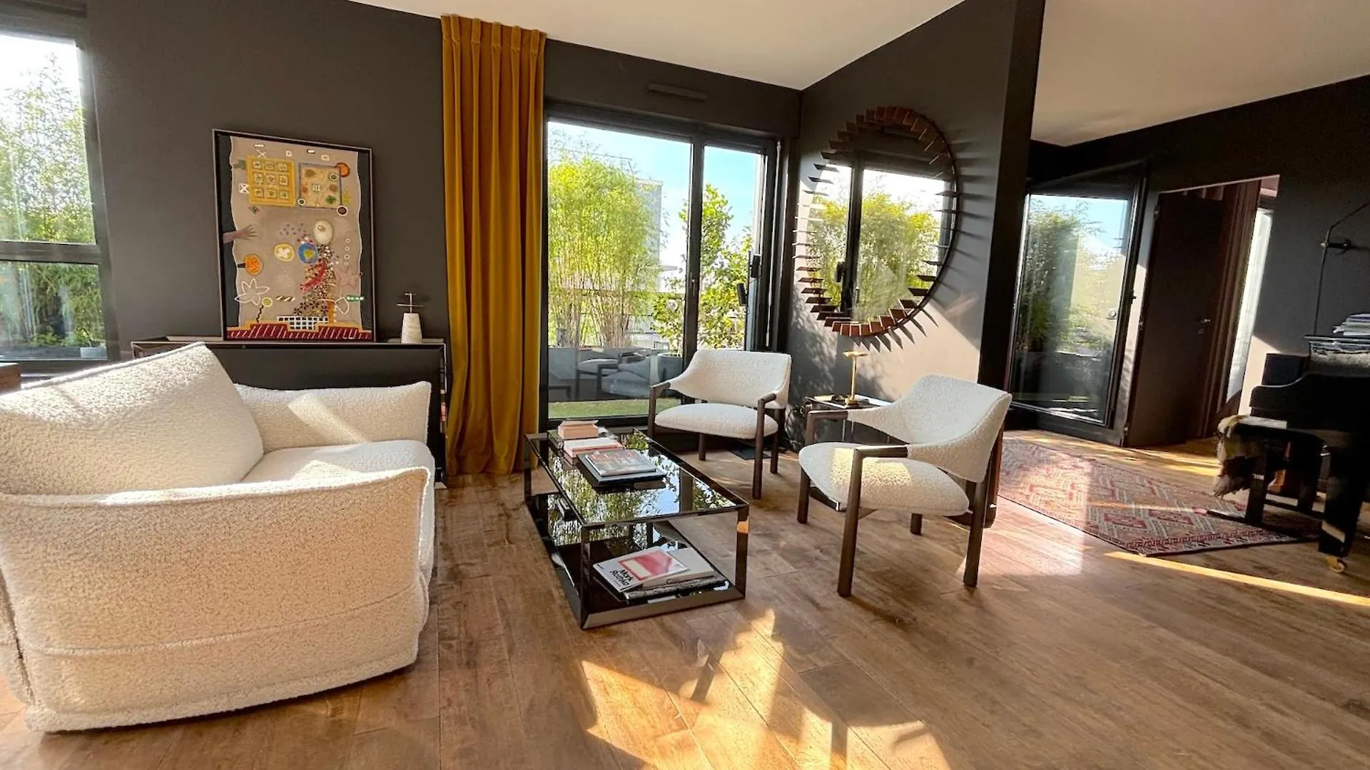 Le Penthouse Eiffel Apartment Paris